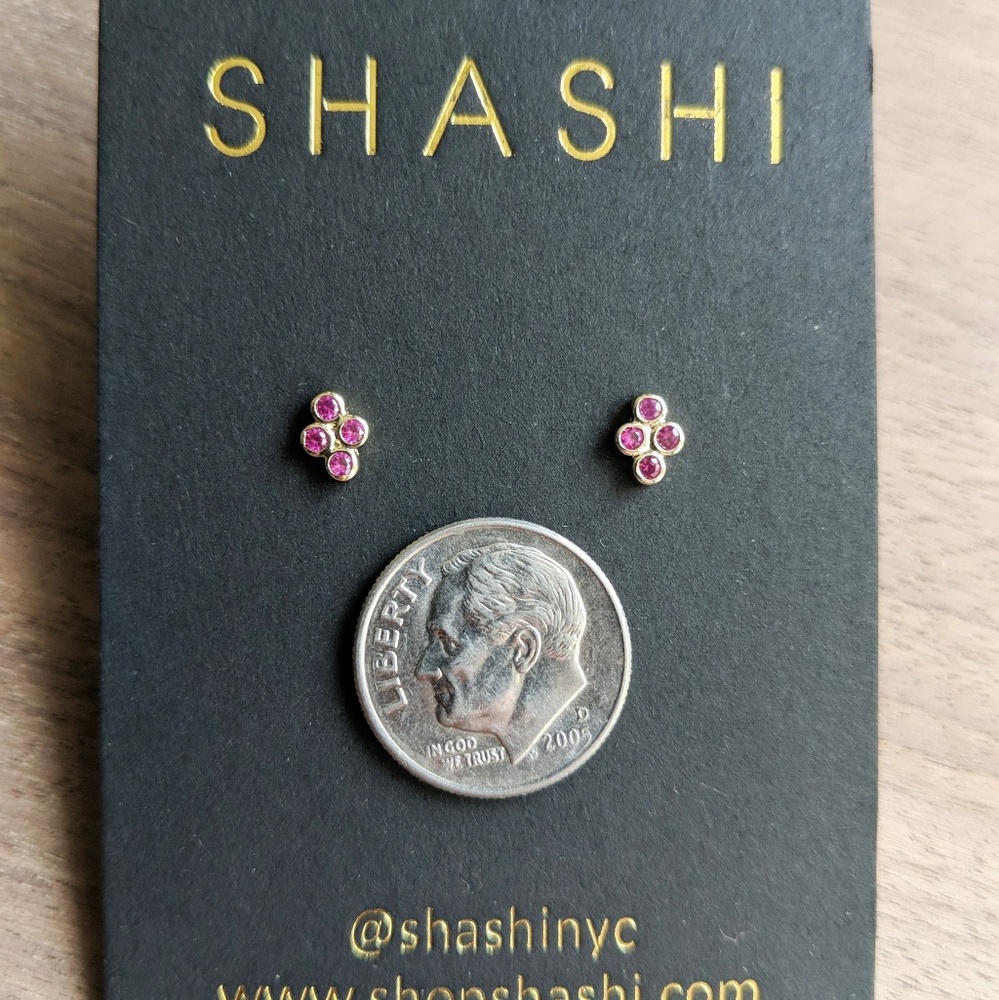 NWT Shashi 18k Gold P. Dainty Noa Crystal Studs - Picture 2 of 4